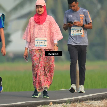 Runner Photo 5936442
