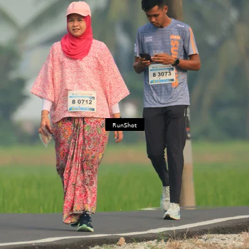 Runner Photo 5936471
