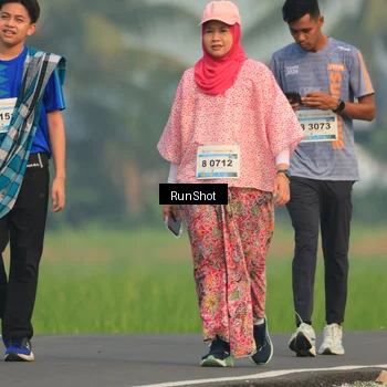 Runner Photo 5936487