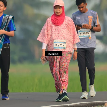 Runner Photo 5936495