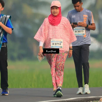 Runner Photo 5936498