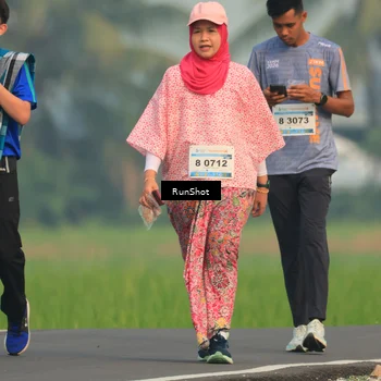 Runner Photo 5936501