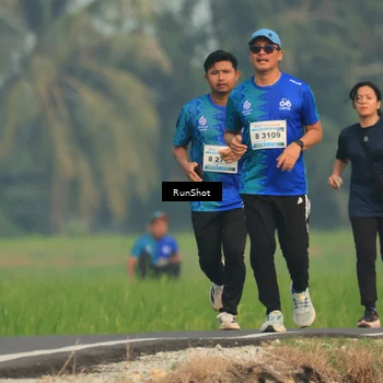 Runner Photo 5936509