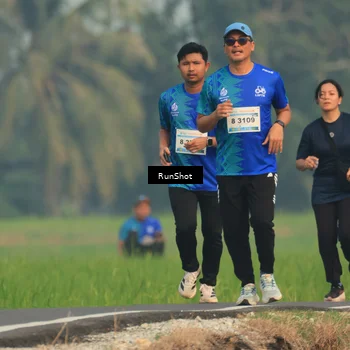 Runner Photo 5936512