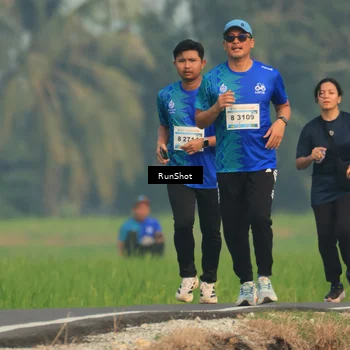 Runner Photo 5936513