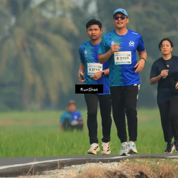Runner Photo 5936515