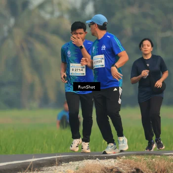 Runner Photo 5936531