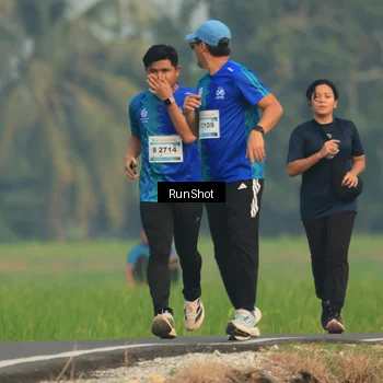 Runner Photo 5936547