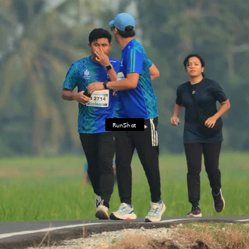 Runner Photo 5936560