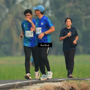 Runner Photo 5936561
