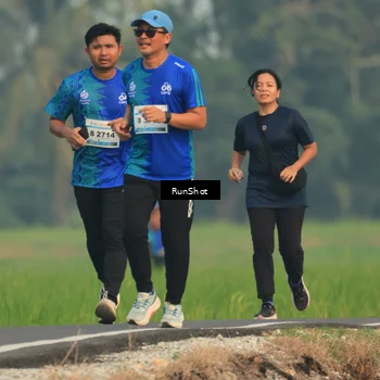 Runner Photo 5936567