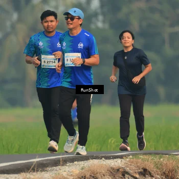 Runner Photo 5936568
