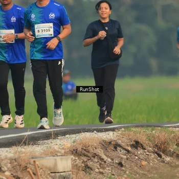 Runner Photo 5936574