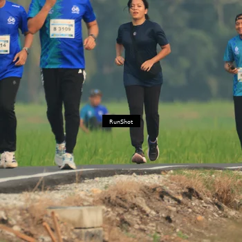 Runner Photo 5936580