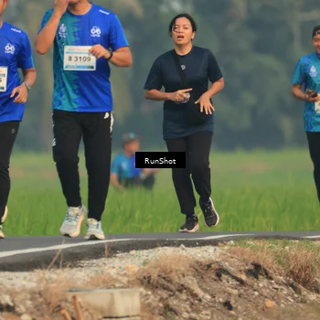 Runner Photo 5936585