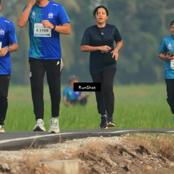 Runner Photo 5936586