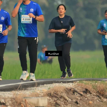 Runner Photo 5936587
