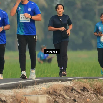 Runner Photo 5936604