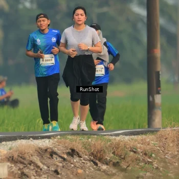 Runner Photo 5936621