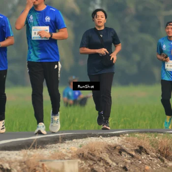 Runner Photo 5936623
