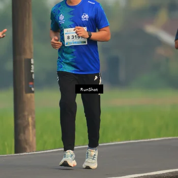 Runner Photo 5936642