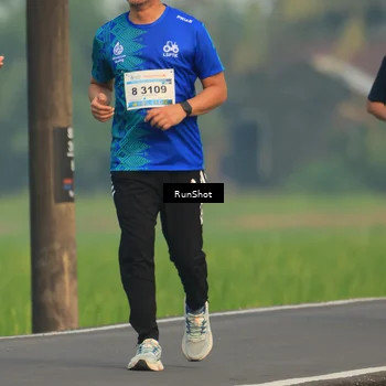 Runner Photo 5936646