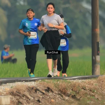 Runner Photo 5936650