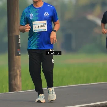 Runner Photo 5936651