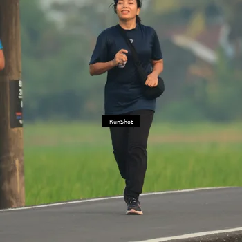 Runner Photo 5936656