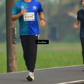 Runner Photo 5936658