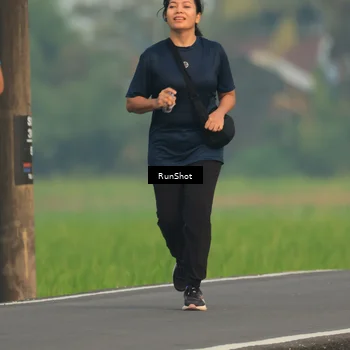 Runner Photo 5936659