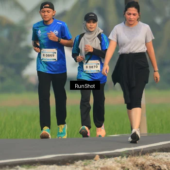 Runner Photo 5936671