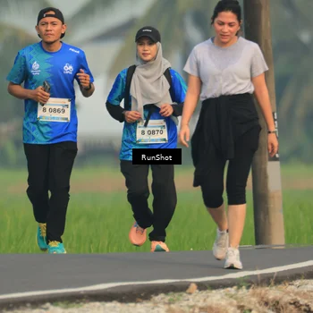 Runner Photo 5936708