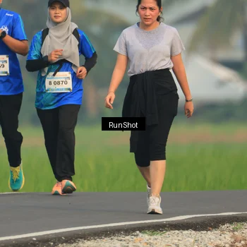 Runner Photo 5936715