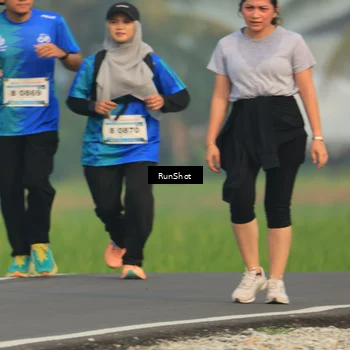 Runner Photo 5936717