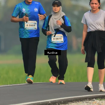 Runner Photo 5936722
