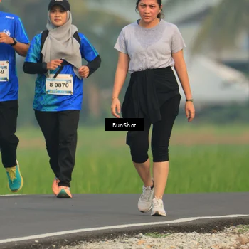 Runner Photo 5936723