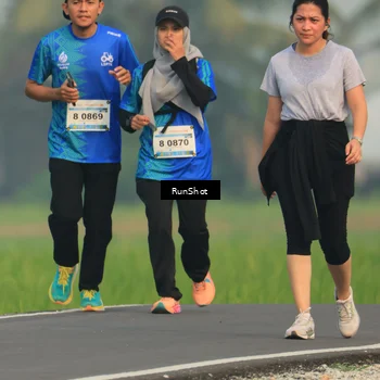 Runner Photo 5936731