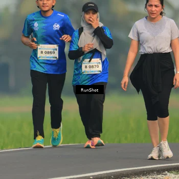 Runner Photo 5936737