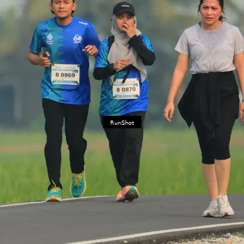 Runner Photo 5936738