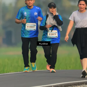 Runner Photo 5936741