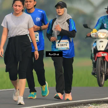 Runner Photo 5936752