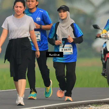 Runner Photo 5936753