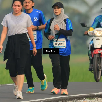 Runner Photo 5936754