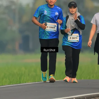 Runner Photo 5936756