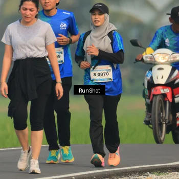 Runner Photo 5936757
