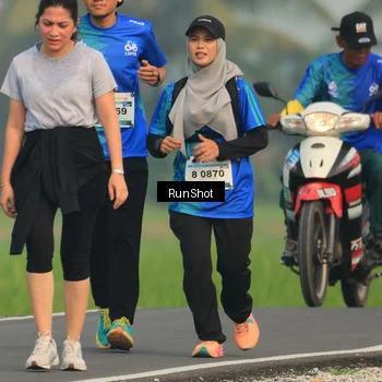 Runner Photo 5936761
