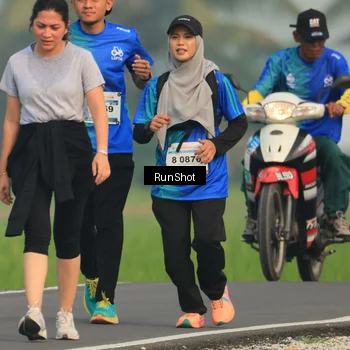 Runner Photo 5936763