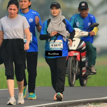 Runner Photo 5936768