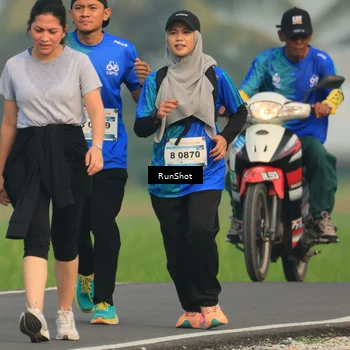 Runner Photo 5936777